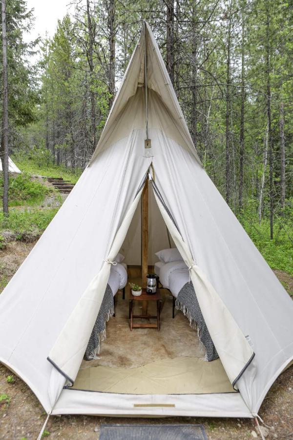 Under Canvas Glacier Coram Buitenkant foto