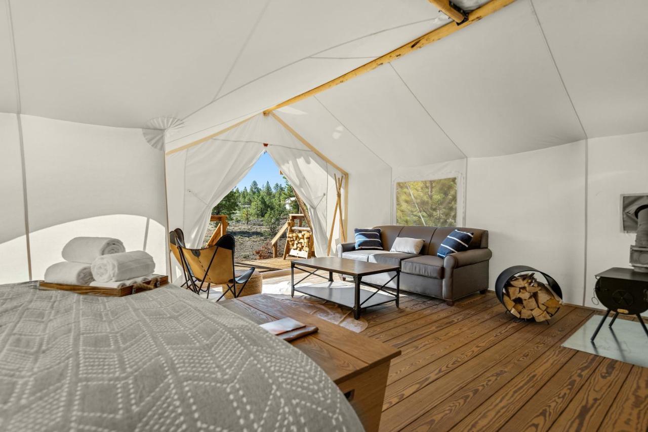Under Canvas Glacier Coram Buitenkant foto