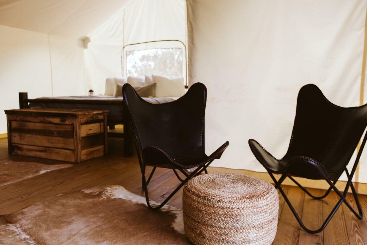 Under Canvas Glacier Coram Buitenkant foto